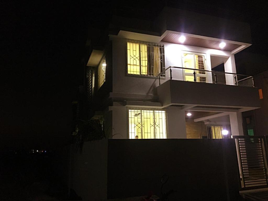 Riverdale Villa לונבלה מראה חיצוני תמונה